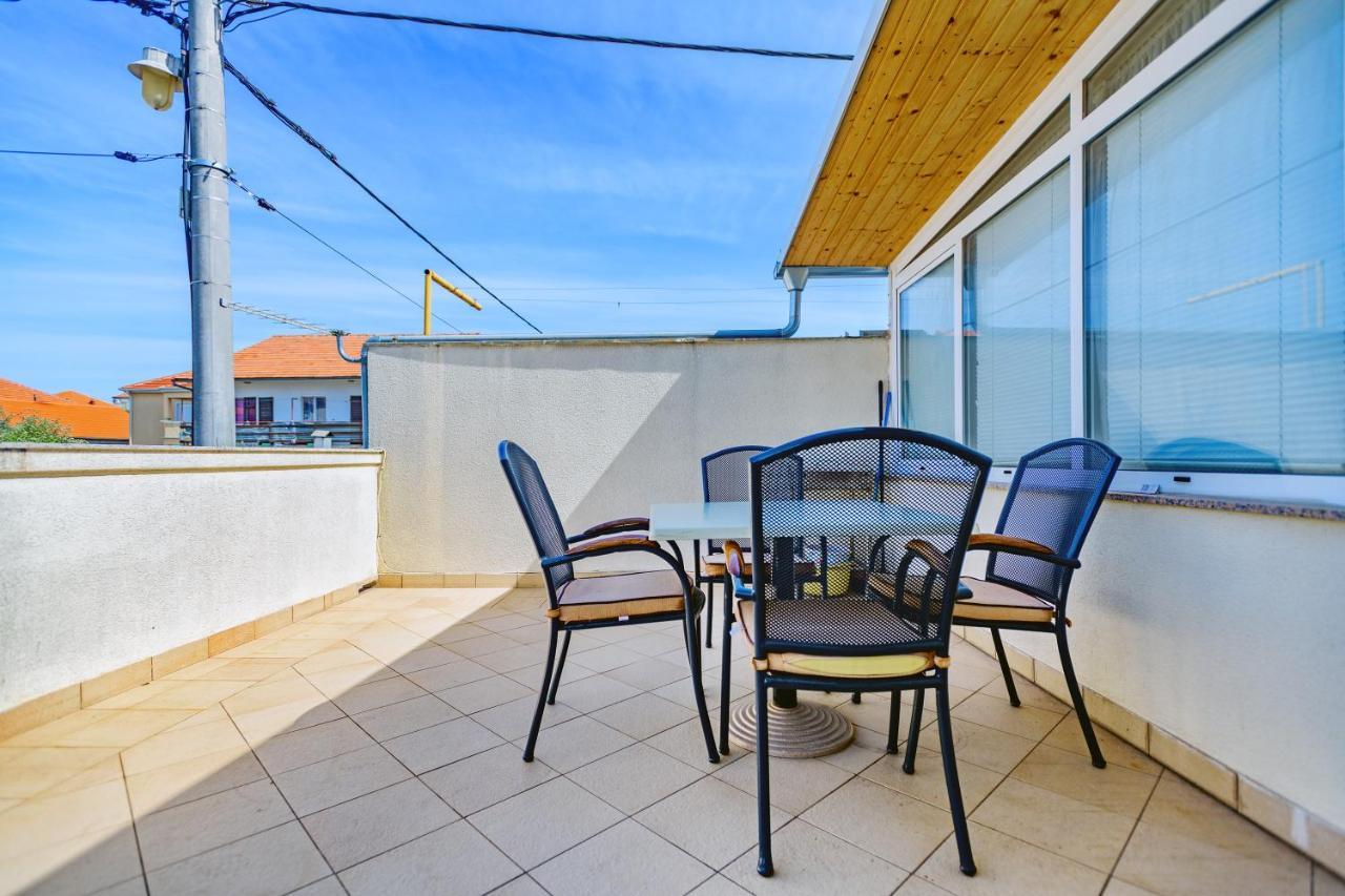 Comfort Holiday Apartment Zadar - With Parking And Balcony Kültér fotó